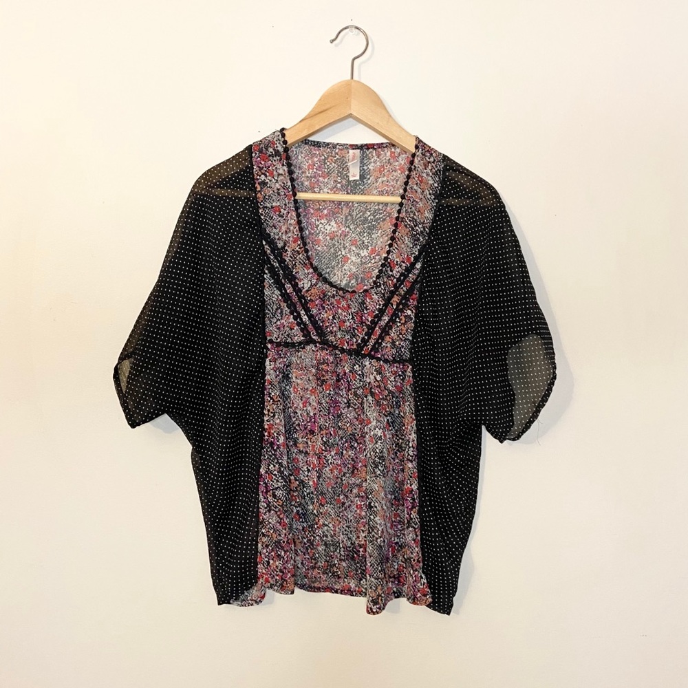 Blouse - Picture 3 of 11